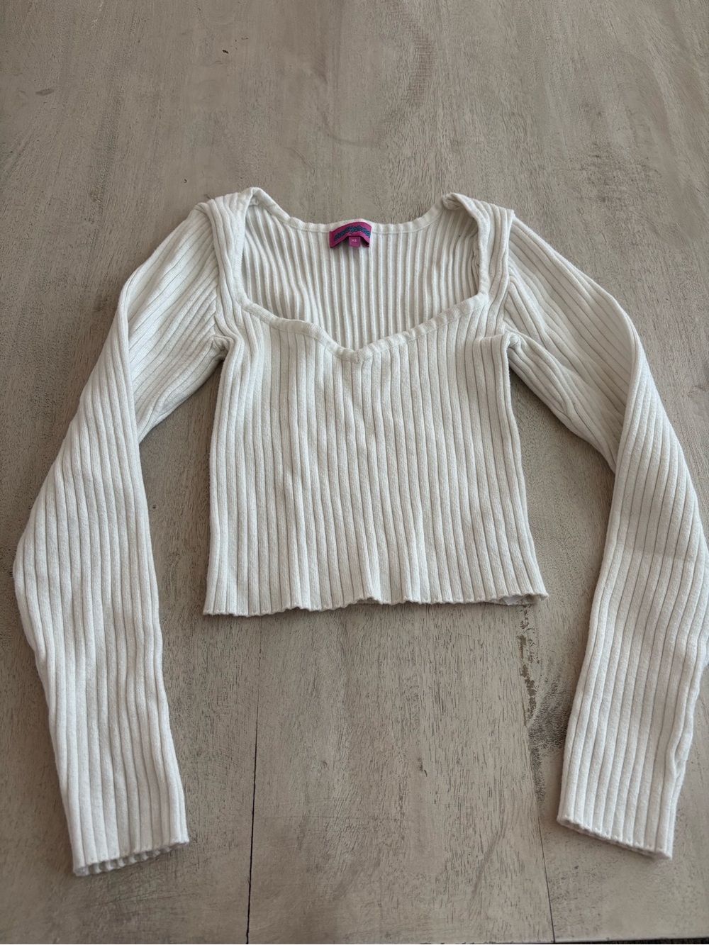 Edikted Ribbed Cropped Long Sleeve sweater